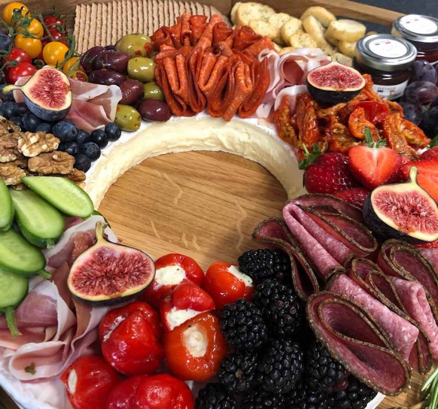 Tasty Trays - The Giant Board